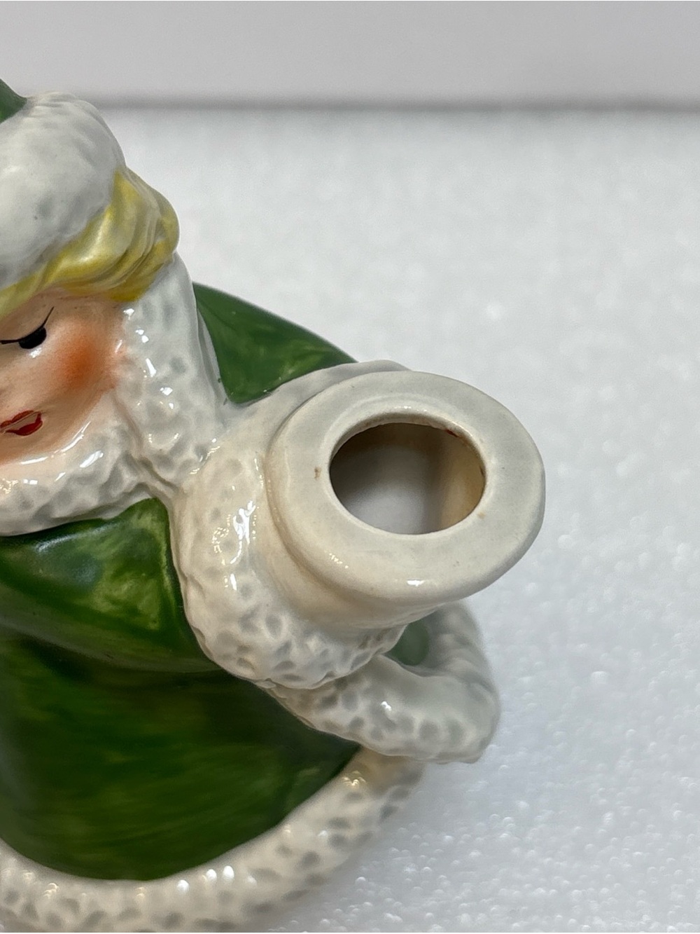 Goebel Pair of Ceramic Angel Candle Holders in Red and Green - Picture 7 of 9